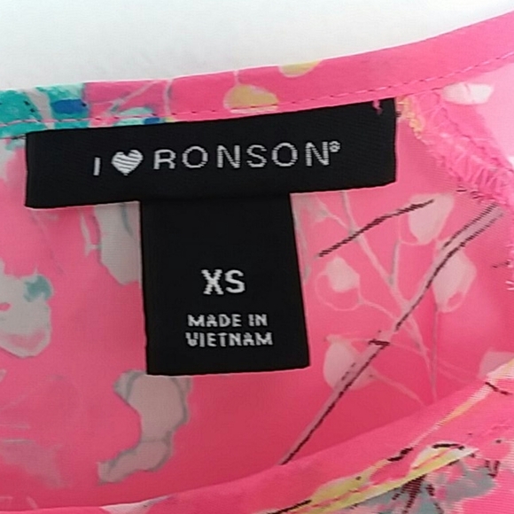 I Heart Ronson Floral Flutter Blouse - Picture 2 of 6